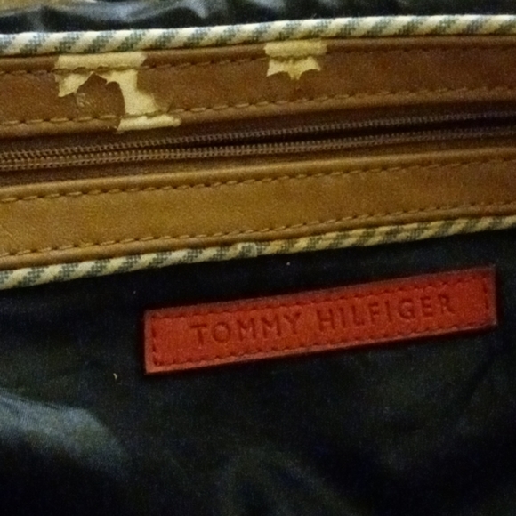 Tommy Hilfiger tote - Picture 5 of 6